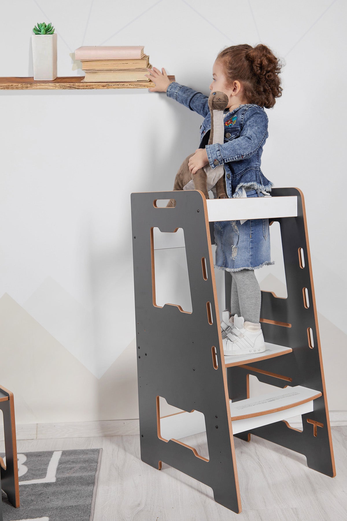 Learning Tower Kids Step 0-6 Years | Montessori Kitchen Helper Stool (Anthracite)